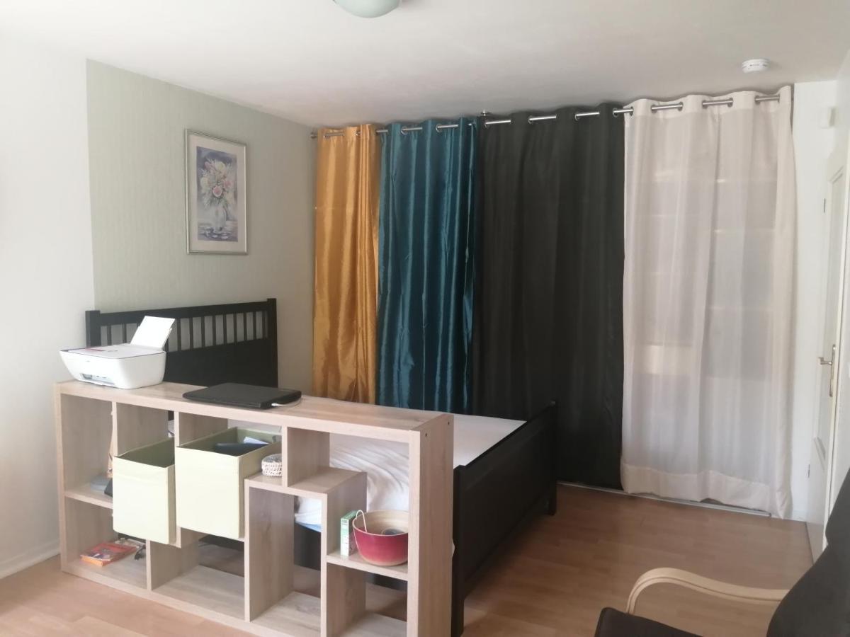 Kievaille Apartamento Plaisir Exterior foto